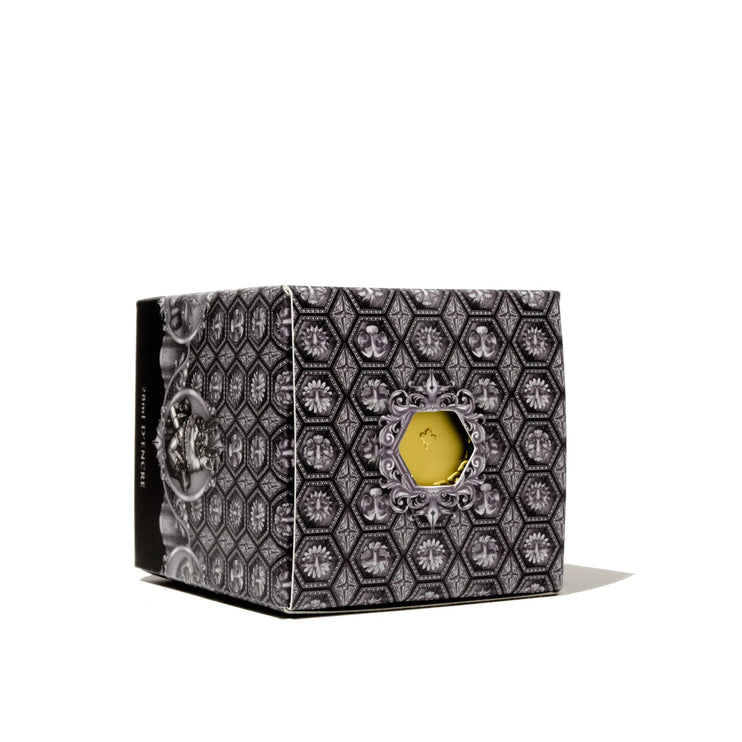 Tinta Caligráfica - Black Masquerade - ColorSwatch