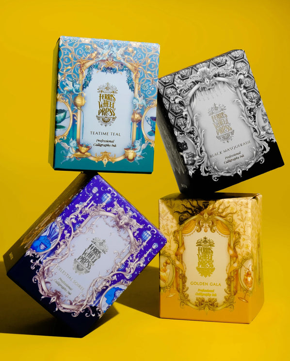 Tinta Caligráfica - Black Masquerade - ColorSwatch