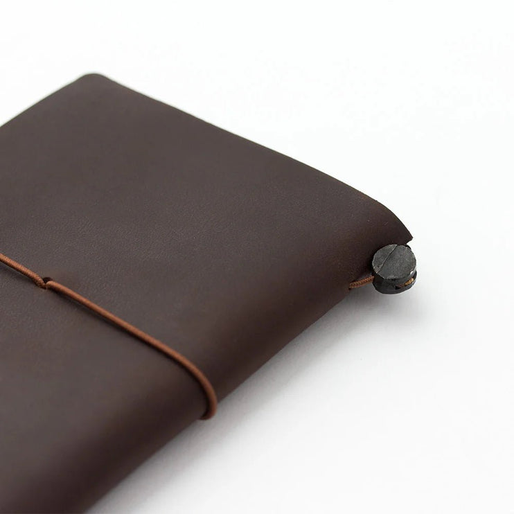 TRAVELER's notebook Cover - Passport - Brown - ColorSwatch