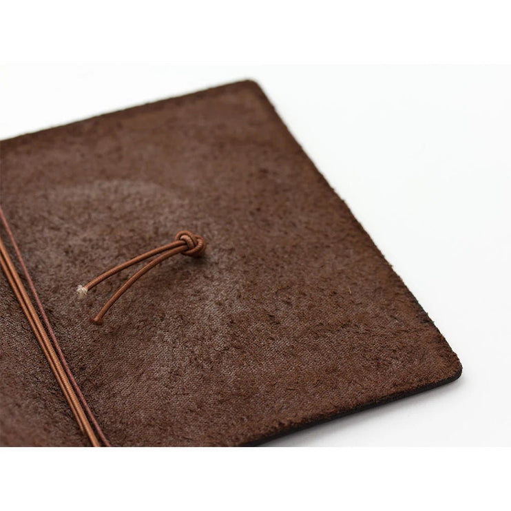 TRAVELER's notebook Cover - Passport - Brown - ColorSwatch