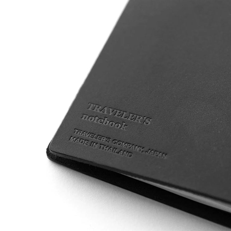 TRAVELER's notebook Cover - Regular Size - Black - ColorSwatch
