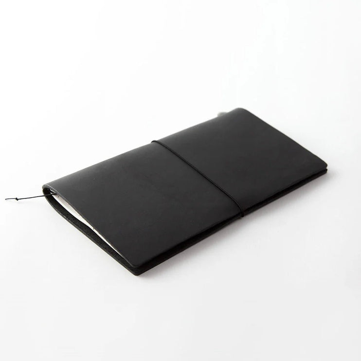 TRAVELER's notebook Cover - Regular Size - Black - ColorSwatch
