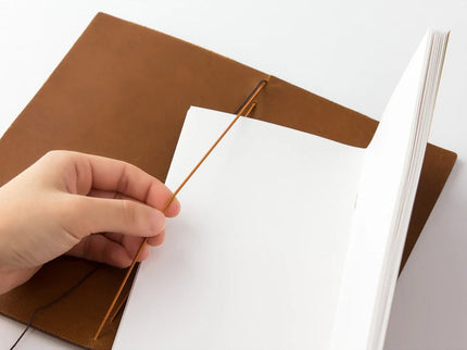 TRAVELER's notebook Cover - Regular Size - Camel - ColorSwatch