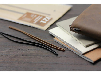 TRAVELER's notebook - Passport Size Binding Bands - ColorSwatch