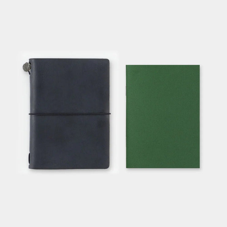 TRAVELER's notebook Refill - Passport - 02 Cuadrícula - ColorSwatch
