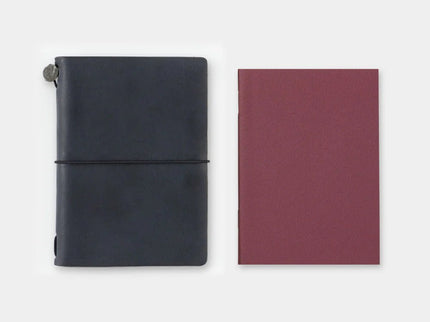 TRAVELER's notebook Refill - Passport - 03 En Blanco - ColorSwatch