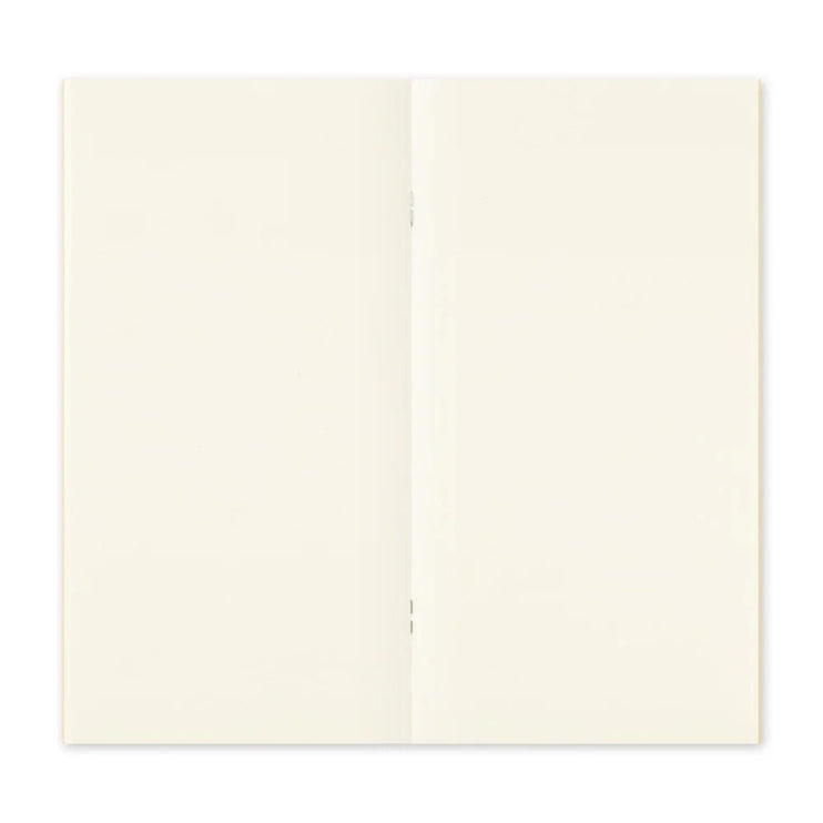 TRAVELER's notebook Refill - Regular Size - 025 MD Paper Cream - ColorSwatch