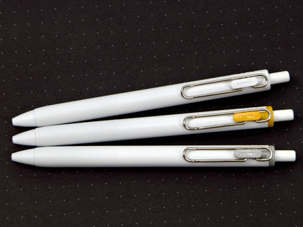 Uni ball ONE - White, Silver & Gold (Unidad) - ColorSwatch