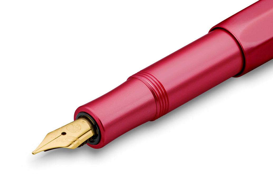 Pluma Fuente Collection - Ruby