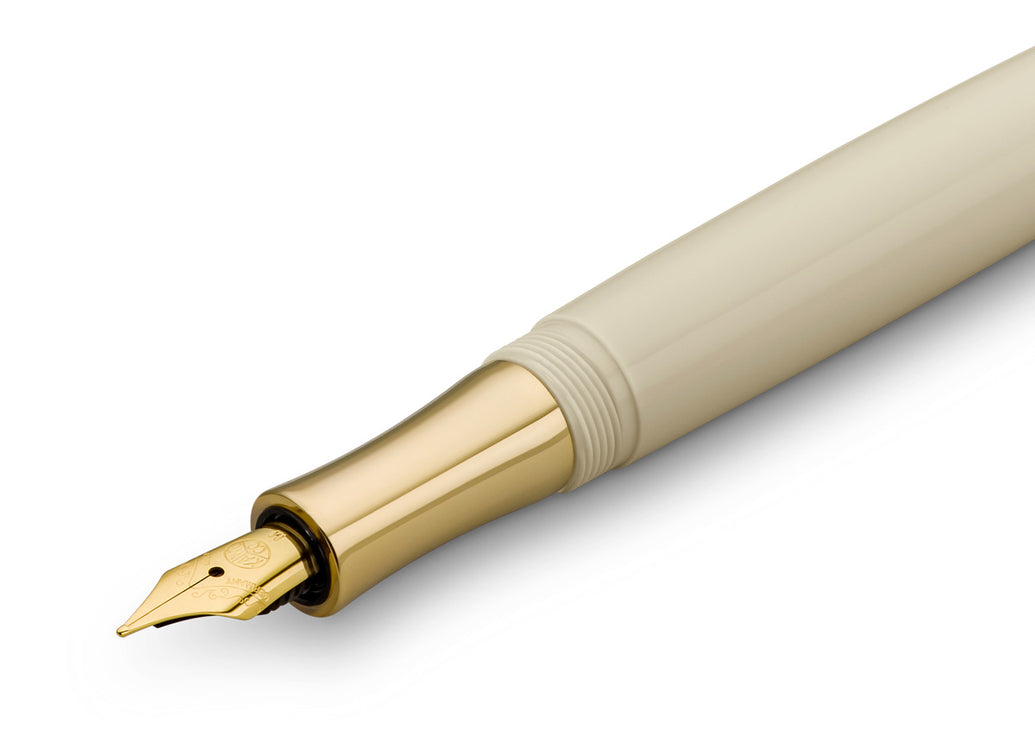 Student - 30's Blues - Pluma Fuente M