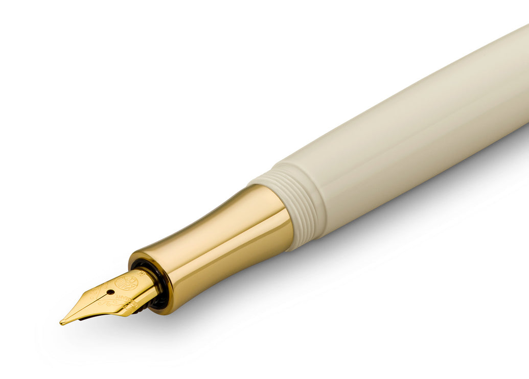 Student - 60's Swing - Pluma Fuente M