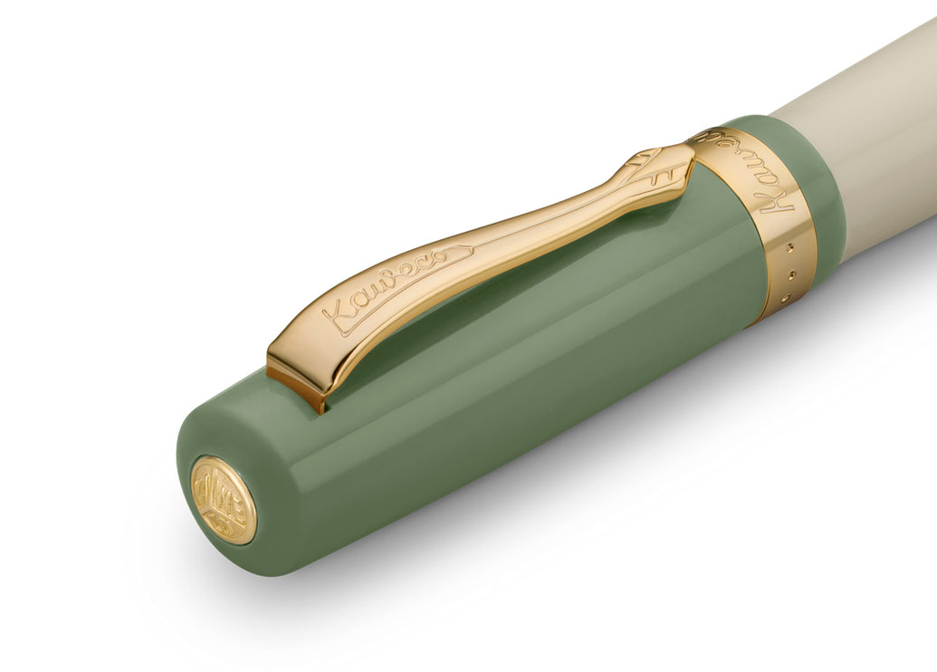 Student - 60's Swing - Pluma Fuente M