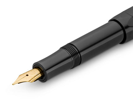Classic Sport - Black - Pluma Fuente - ColorSwatch