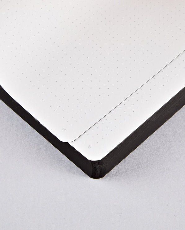 Cuaderno Graphic L - "Express Yourself" - ColorSwatch