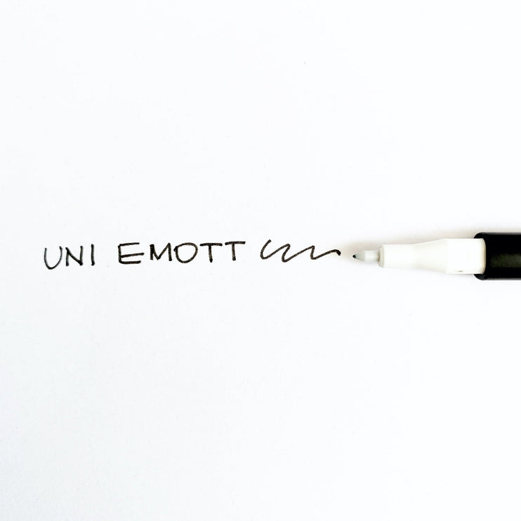 EMOTT - Negro - ColorSwatch