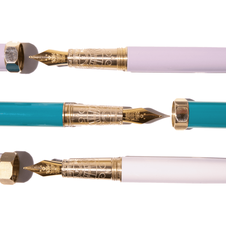 Pluma Fuente - Paintmaker's Teal - 14K gold - ColorSwatch