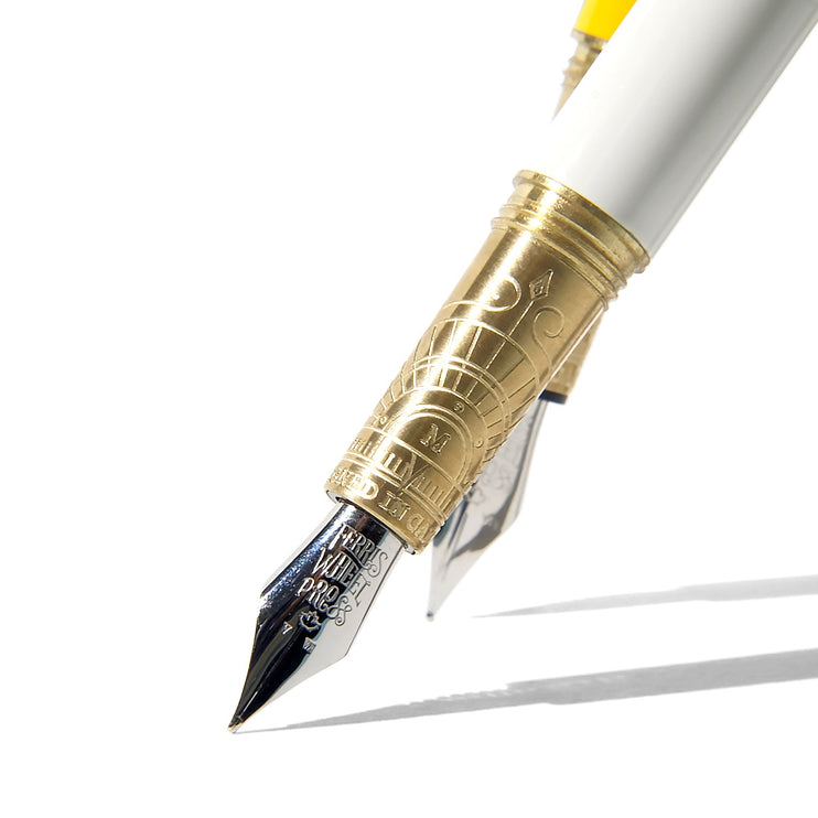 Pluma Fuente - Sunset Yellow - ColorSwatch