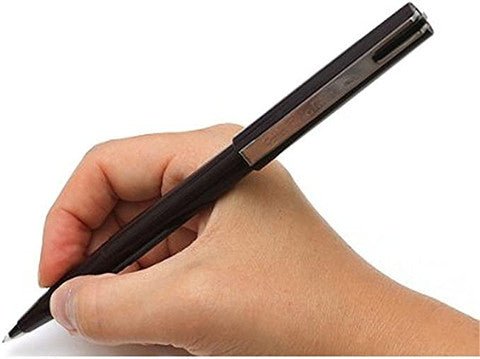 Pluman - Negro - ColorSwatch