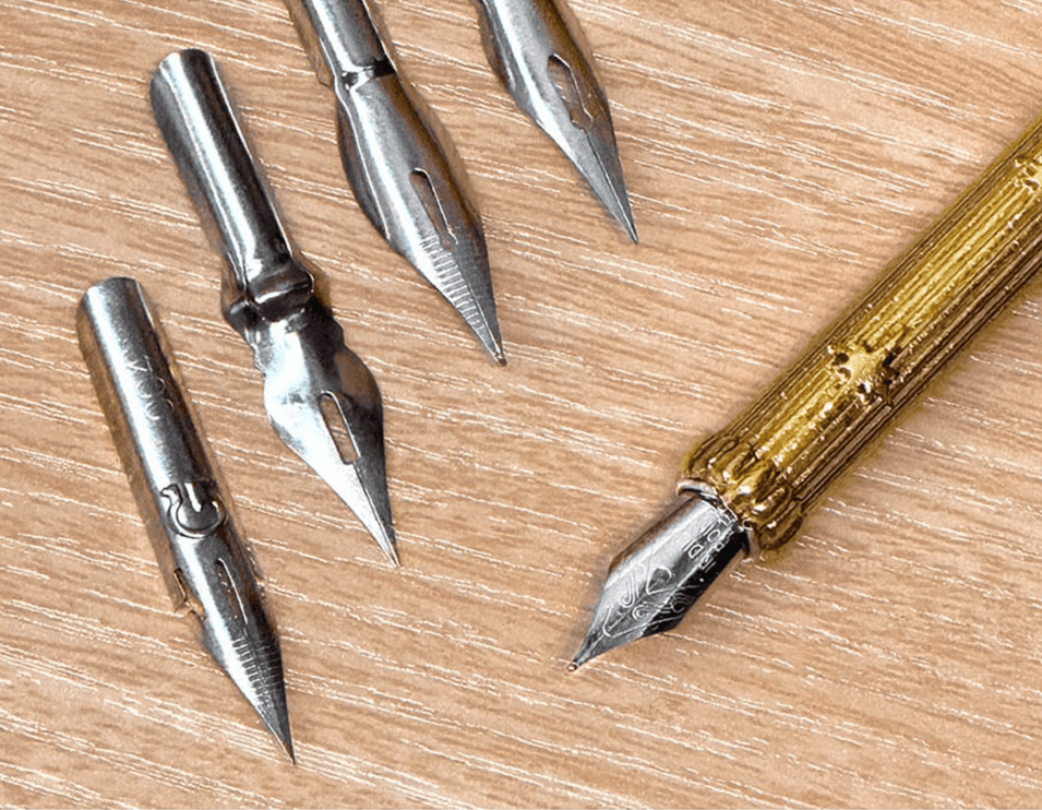 Psyche Feather Pen & Holder Set - ColorSwatch