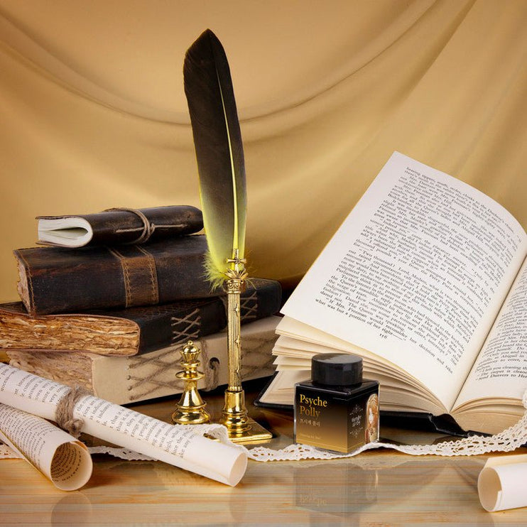 Psyche Feather Pen & Holder Set - ColorSwatch