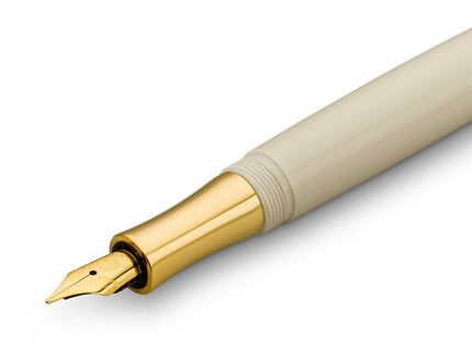 Student - 20's Jazz - Pluma Fuente M - ColorSwatch
